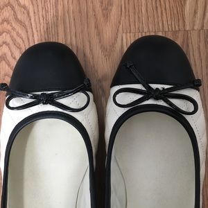 Capped Toe Ballerina Flat